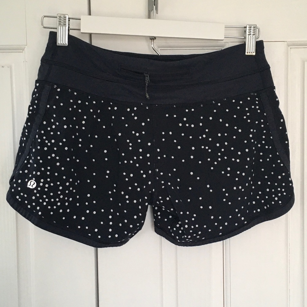 Lululemon Groovy Run Short Petit Dot Inkwell / In… - image 4